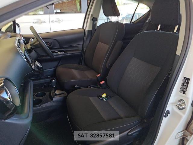 Toyota AQUA 2021-06 7214851-21