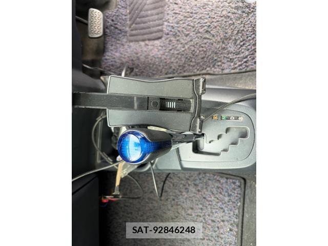 Toyota AQUA 2017-03 7214776-15