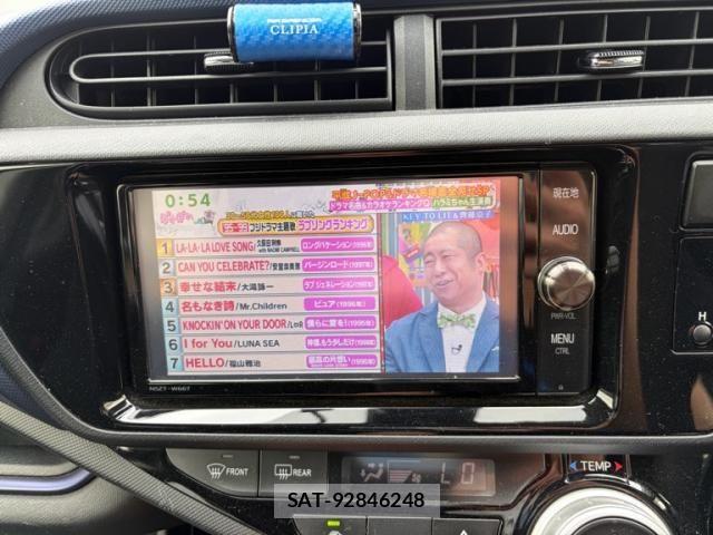 Toyota AQUA 2017-03 7214776-20
