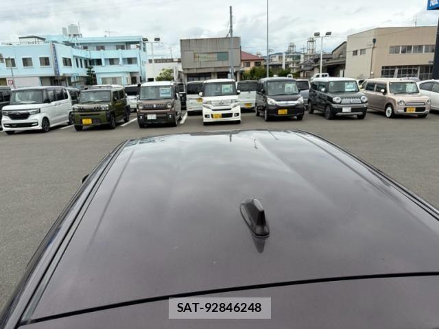 Toyota AQUA 2017-03 7214776-4