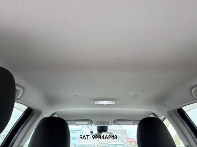 Toyota AQUA 2017-03 7214776-6