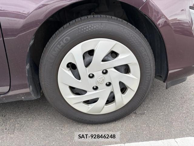 Toyota AQUA 2017-03 7214776-7