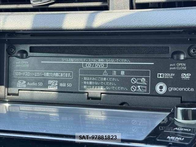 Toyota AQUA 2015-10 7214757-22