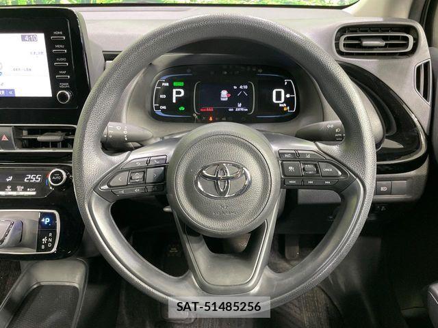 Toyota AQUA 2022-07 7214865-10