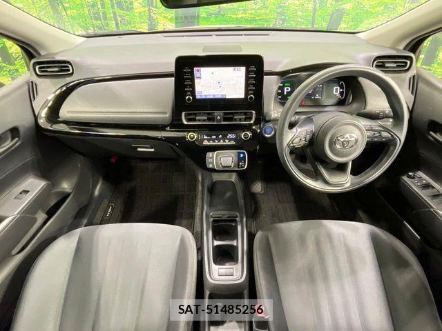 Toyota AQUA 2022-07 7214865-1