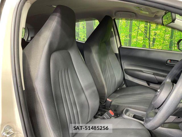 Toyota AQUA 2022-07 7214865-7