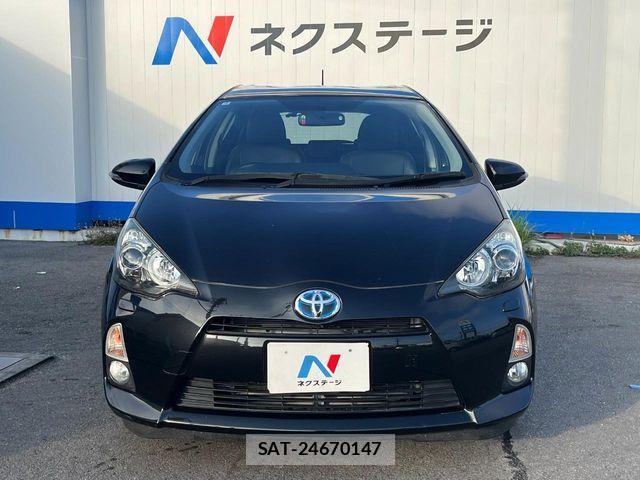 Toyota AQUA 2014-09 7214725-14