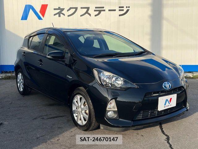 Toyota AQUA 2014-09 7214725-16