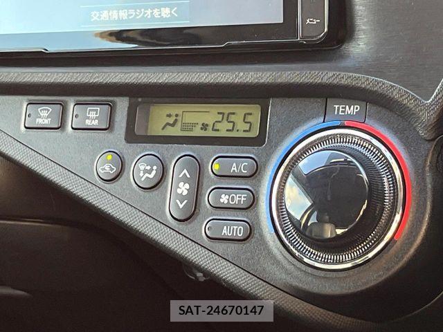 Toyota AQUA 2014-09 7214725-7