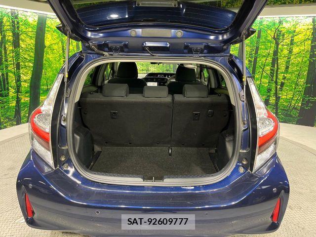 Toyota AQUA 2019-09 7213621-9