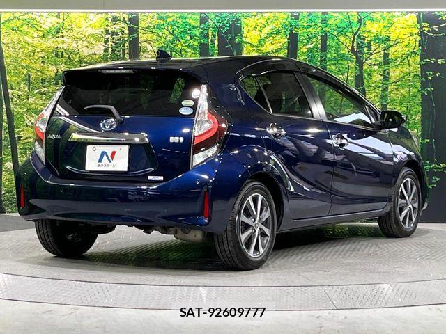 Toyota AQUA 2019-09 7213621-16