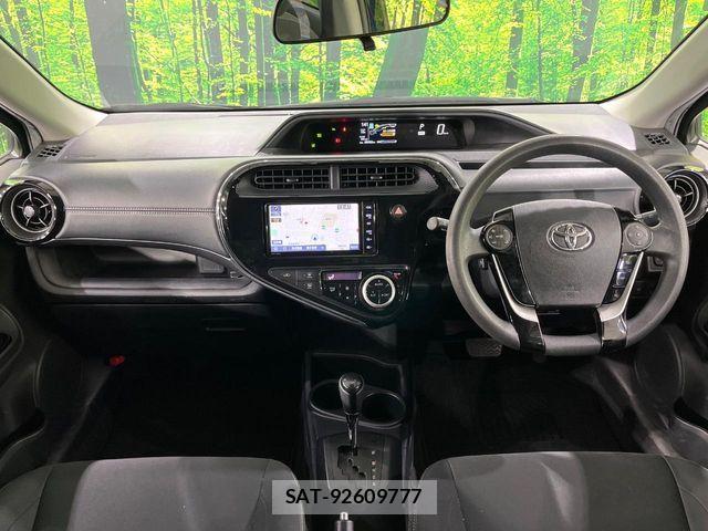Toyota AQUA 2019-09 7213621-1