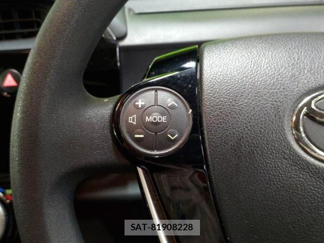 Toyota AQUA 2019-10 7213620-12