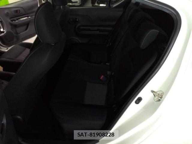 Toyota AQUA 2019-10 7213620-22