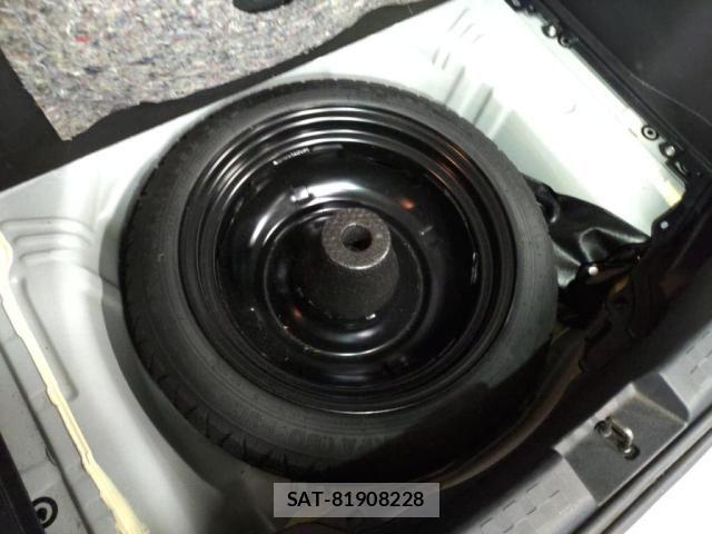 Toyota AQUA 2019-10 7213620-29