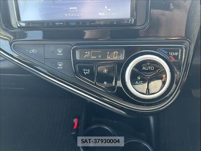 Toyota AQUA 2021-05 7214852-21