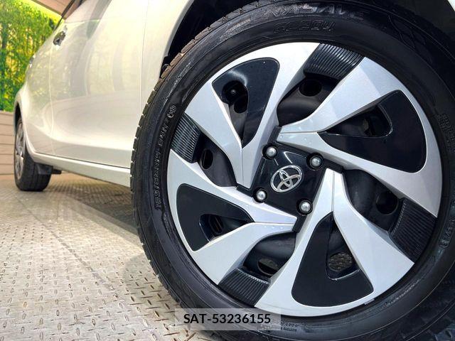 Toyota AQUA 2019-07 7214835-12