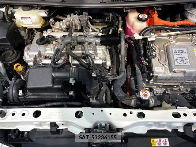 Toyota AQUA 2019-07 7214835-17