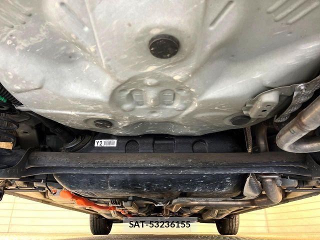 Toyota AQUA 2019-07 7214835-18