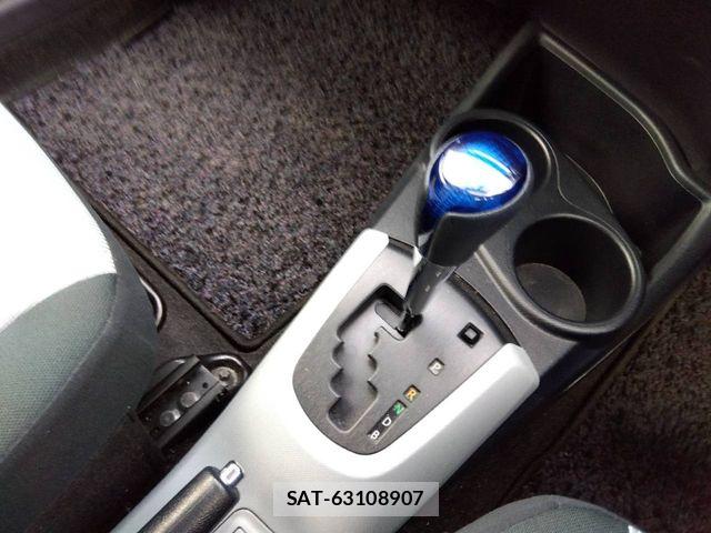 Toyota AQUA 2014-05 7214717-9