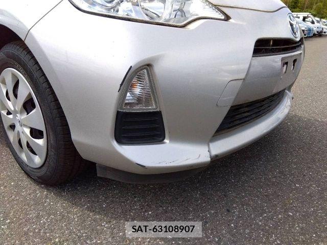 Toyota AQUA 2014-05 7214717-11