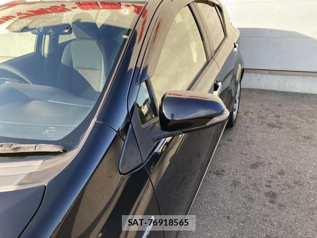 Toyota AQUA 2017-05 7214779-10