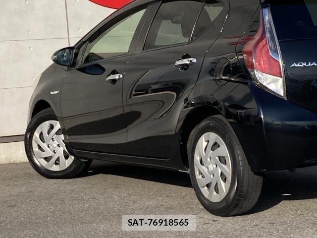 Toyota AQUA 2017-05 7214779-14