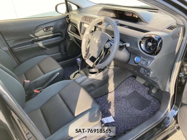 Toyota AQUA 2017-05 7214779-19