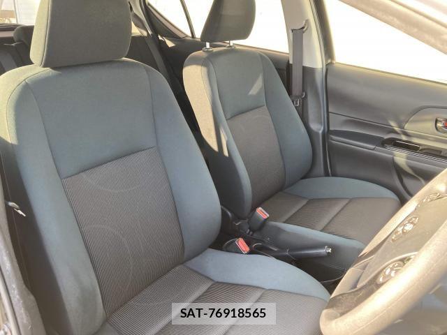 Toyota AQUA 2017-05 7214779-20