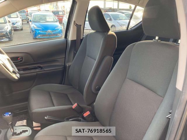 Toyota AQUA 2017-05 7214779-23