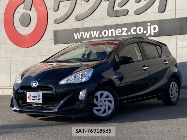 Toyota AQUA 2017-05 7214779-4