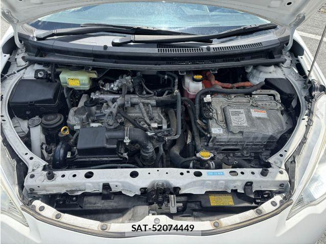 Toyota AQUA 2014-09 7214723-8