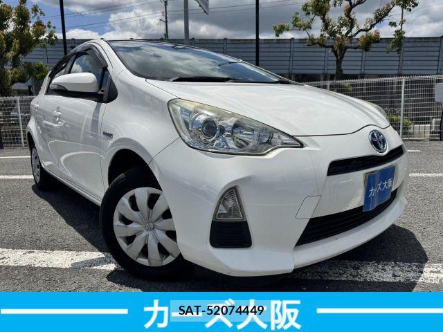 Toyota AQUA 2014-09 7214723-1