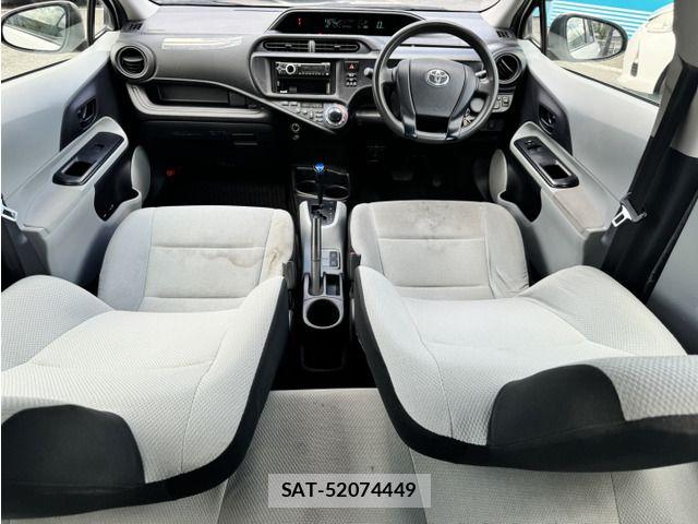 Toyota AQUA 2014-09 7214723-5