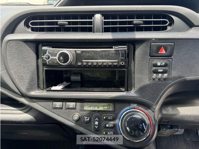 Toyota AQUA 2014-09 7214723-7