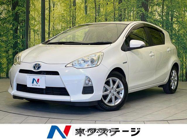 Toyota AQUA 2013-09 7214707-0