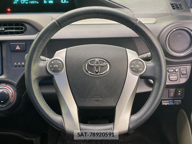 Toyota AQUA 2013-09 7214707-10