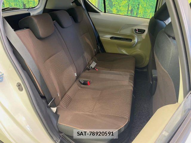 Toyota AQUA 2013-09 7214707-8
