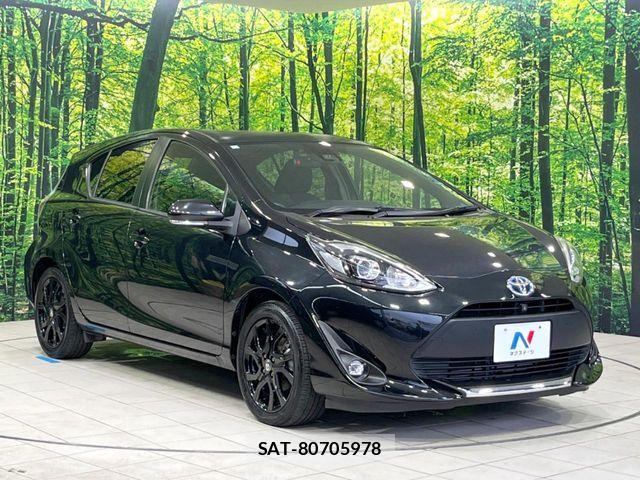 Toyota AQUA 2021-04 7214850-15