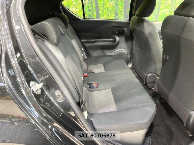 Toyota AQUA 2021-04 7214850-8