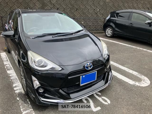 Toyota AQUA 2015-08 7214749-0