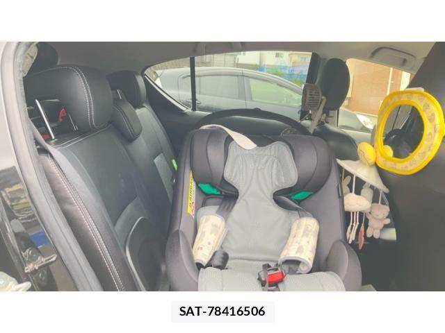 Toyota AQUA 2015-08 7214749-9