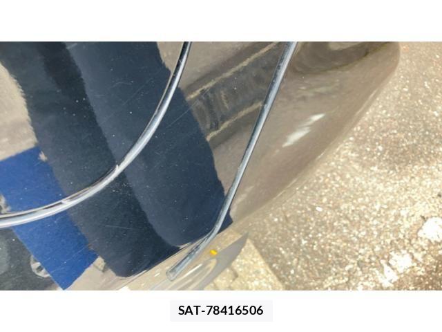 Toyota AQUA 2015-08 7214749-15