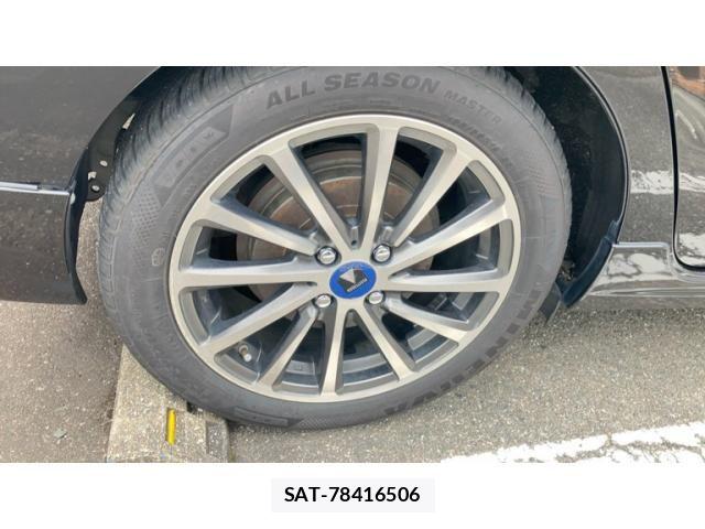 Toyota AQUA 2015-08 7214749-17