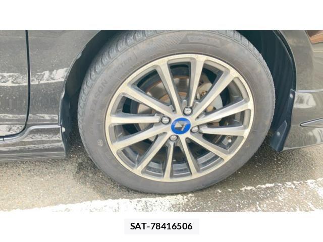 Toyota AQUA 2015-08 7214749-18