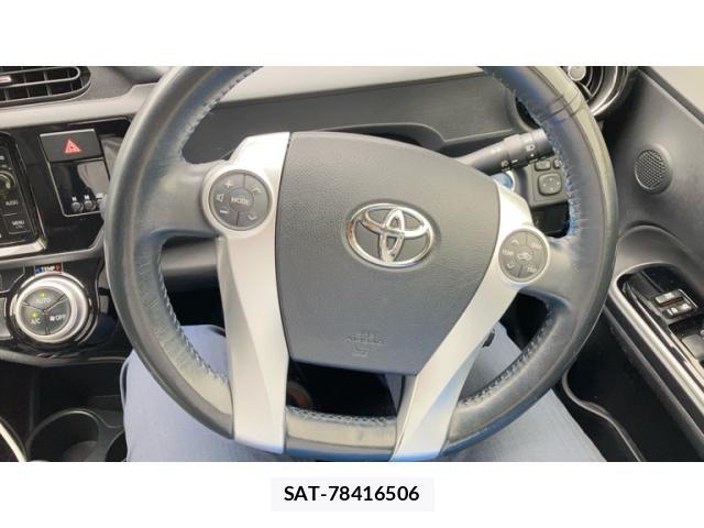 Toyota AQUA 2015-08 7214749-5