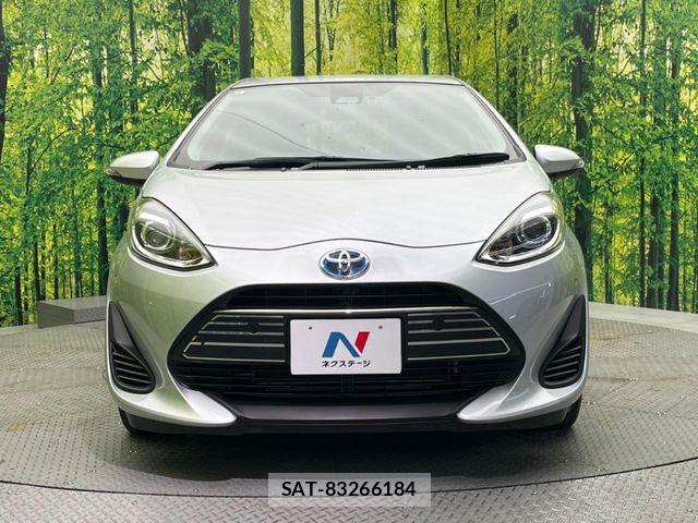 Toyota AQUA 2019-05 7214811-13