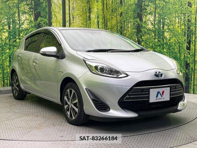 Toyota AQUA 2019-05 7214811-15