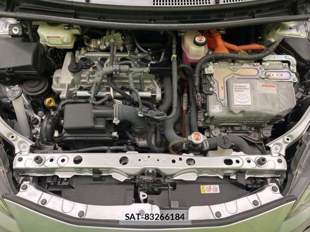 Toyota AQUA 2019-05 7214811-17