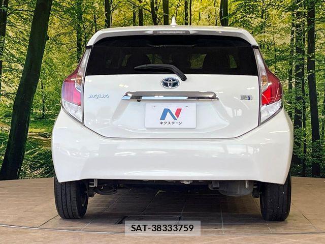Toyota AQUA 2017-02 7214774-14